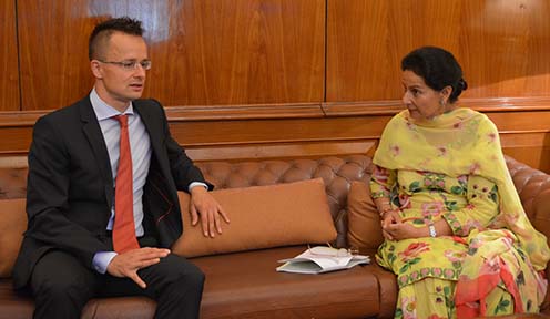 Fotó: Miniszterelnökség / Szijjártó Péter találkozója Prenit Kaur külügyi államminiszterrel
